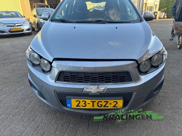 Chevrolet Aveo 1.3 D 16V Schadevoertuig (2012, Grijs)