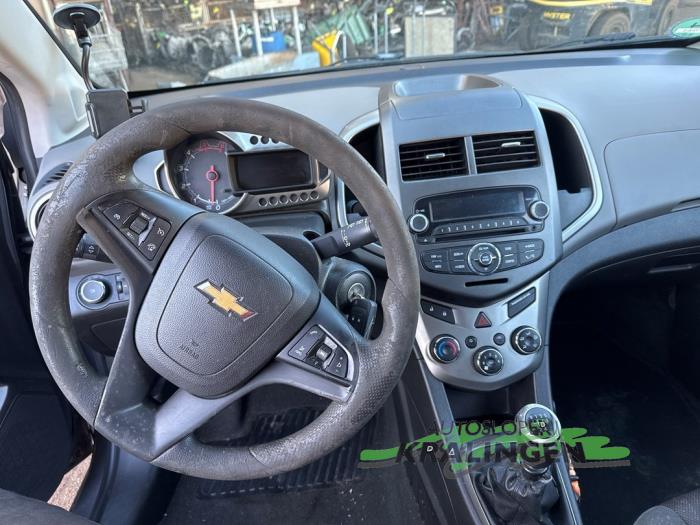 Chevrolet Aveo 1.3 D 16V Schadevoertuig (2012, Grijs)