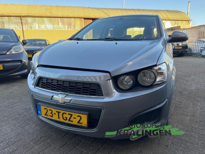 Chevrolet Aveo 1.3 D 16V Schadevoertuig (2012, Grijs)