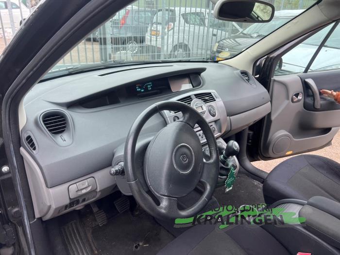 Renault Scénic II 1.6 16V Sloopvoertuig (2007, Zwart)