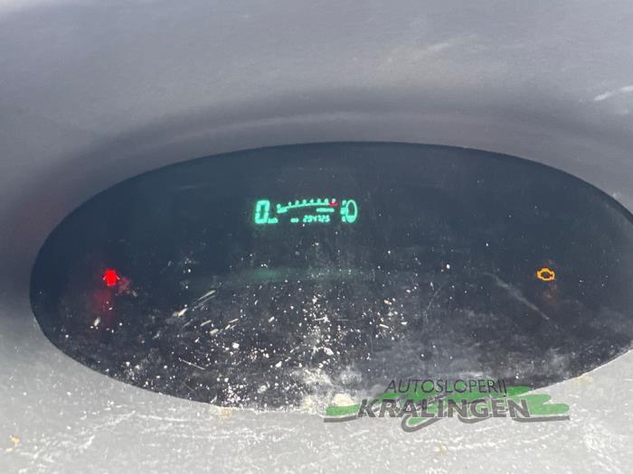 Toyota Yaris 1.3 16V VVT-i Sloopvoertuig (2000, Groen)