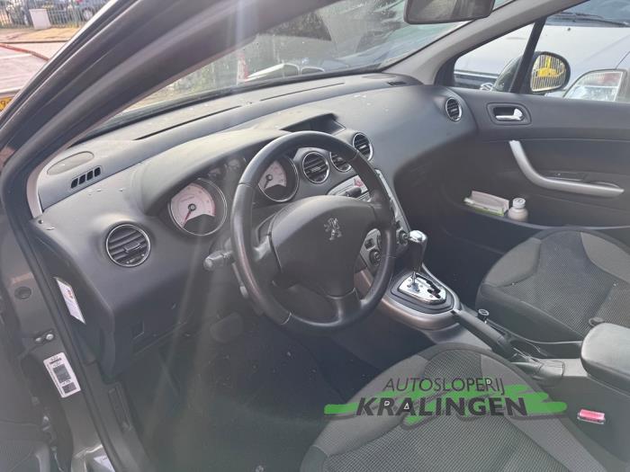 Peugeot 308 1.6 VTI 16V Schadevoertuig (2008, Grijs)