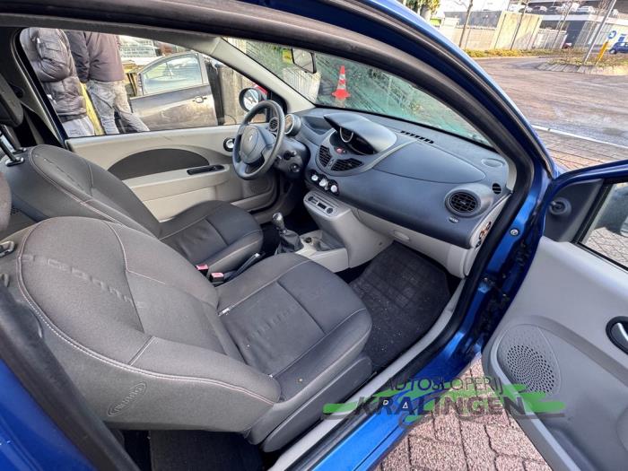 Renault Twingo II 1.2 Schadevoertuig (2008, Blauw)
