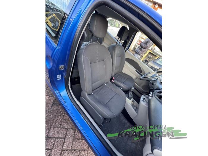 Renault Twingo II 1.2 Schadevoertuig (2008, Blauw)