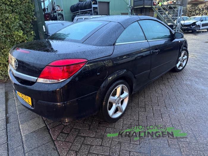 Opel Astra H Twin Top 1.6 16V Schadevoertuig (2007, Zwart)