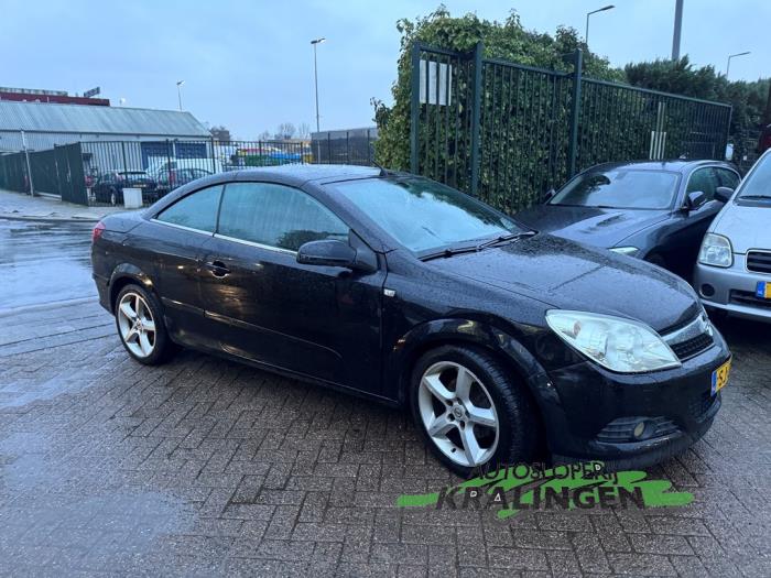 Opel Astra H Twin Top 1.6 16V Schadevoertuig (2007, Zwart)