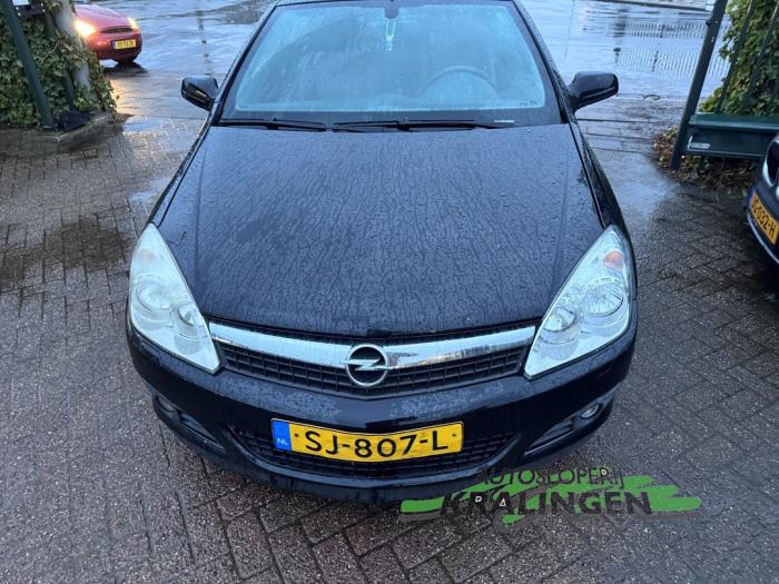 Opel Astra H Twin Top 1.6 16V Schadevoertuig (2007, Zwart)