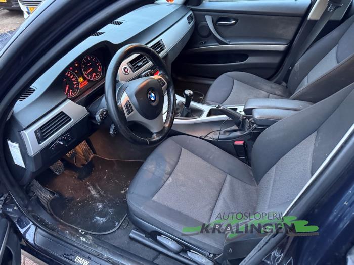 BMW 3 serie 320i 16V Schadevoertuig (2006, Blauw)