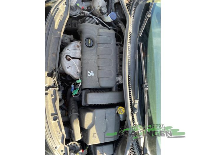 Peugeot 207/207+ 1.4 16V Schadevoertuig (2006, Zwart)