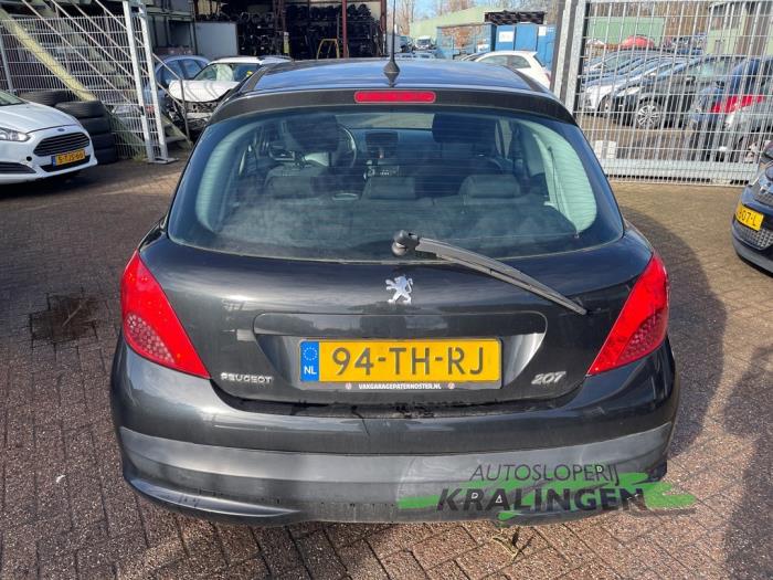 Peugeot 207/207+ 1.4 16V Schadevoertuig (2006, Zwart)