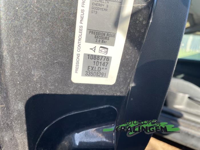 Peugeot 207/207+ 1.4 16V Schadevoertuig (2006, Zwart)