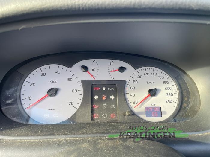 Renault Megane 1.6 16V Sport Schadevoertuig (2003, Grijs)