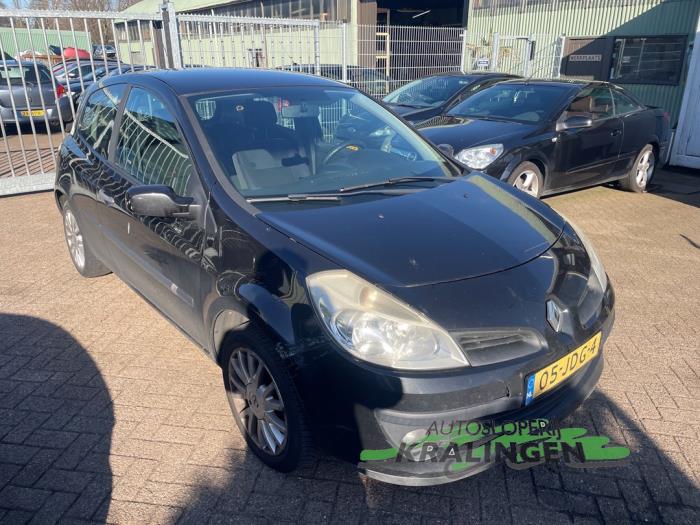 Renault Clio III 1.2 16V 75 Sloopvoertuig (2009, Zwart)
