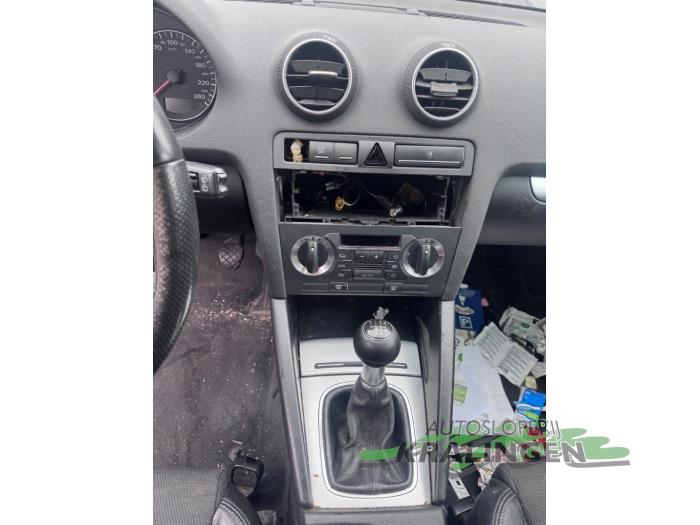 Audi A3 Sportback 2.0 TDI 16V Sloopvoertuig (2006, Grijs)