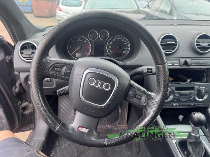 Audi A3 Sportback 2.0 TDI 16V Sloopvoertuig (2006, Grijs)