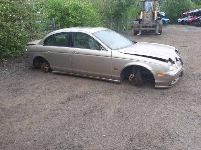 Jaguar S-type 4.0 V8 32V Sloopvoertuig (2001, Beige)