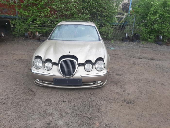 Jaguar S-type 4.0 V8 32V Sloopvoertuig (2001, Beige)