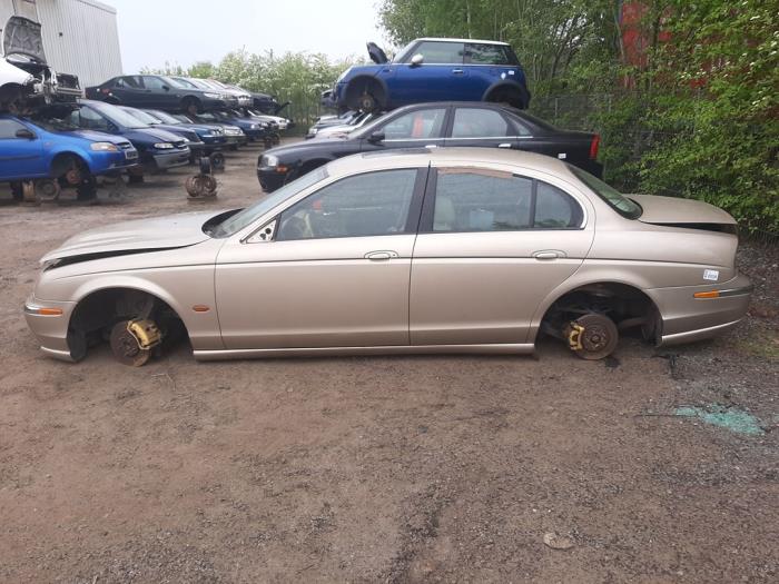 Jaguar S-type 4.0 V8 32V Sloopvoertuig (2001, Beige)