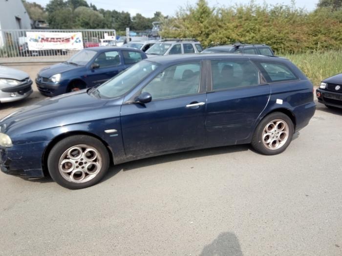 Alfa Romeo 156 Sportwagon 1.8 Twin spark 16V Sloopvoertuig (2004, Blauw)