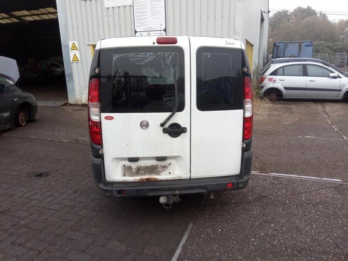 Fiat Doblo Cargo 1.9 JTD Sloopvoertuig (2009, Graniet)