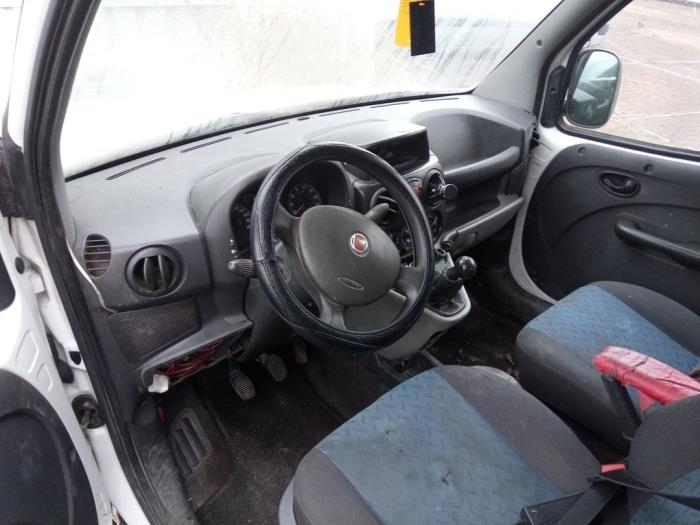 Fiat Doblo Cargo 1.9 JTD Sloopvoertuig (2009, Graniet)