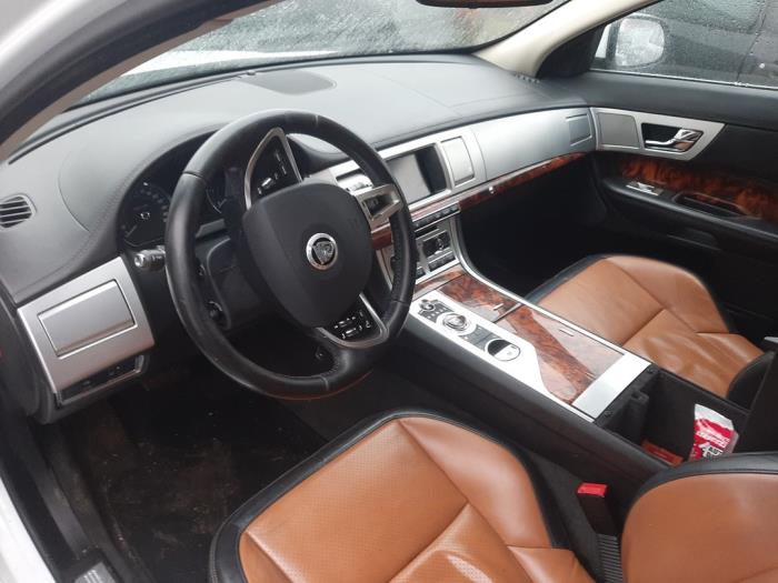 Jaguar XF Sportbrake 3.0 D S V6 24V Sloopvoertuig (2013, Wit)