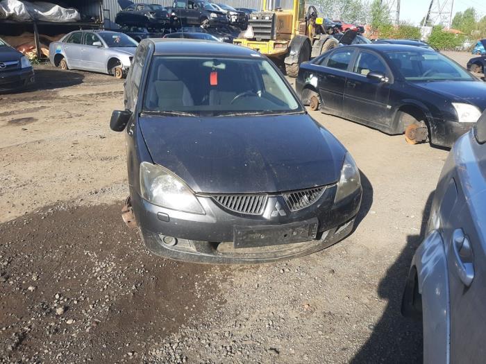 Mitsubishi Lancer Wagon 2.0 16V Sloopvoertuig (2003, Grijs)