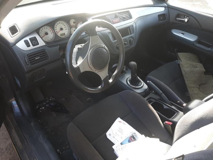 Mitsubishi Lancer Wagon 2.0 16V Sloopvoertuig (2003, Grijs)