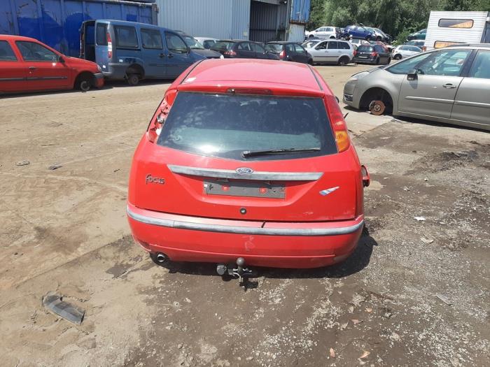 Ford Focus 1 1.6 16V Sloopvoertuig (2003, Rood)