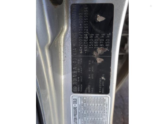 Kia Rio II 1.4 16V Sloopvoertuig (2006, Grijs)