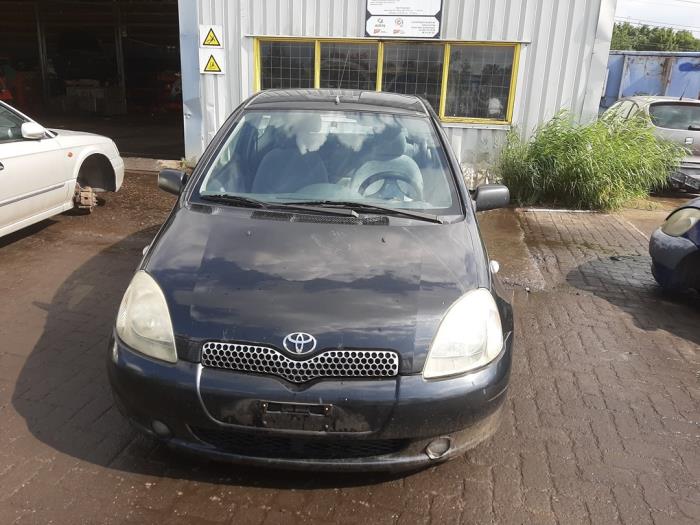 Toyota Yaris 1.0 16V VVT-i Sloopvoertuig (1999, Zwart)