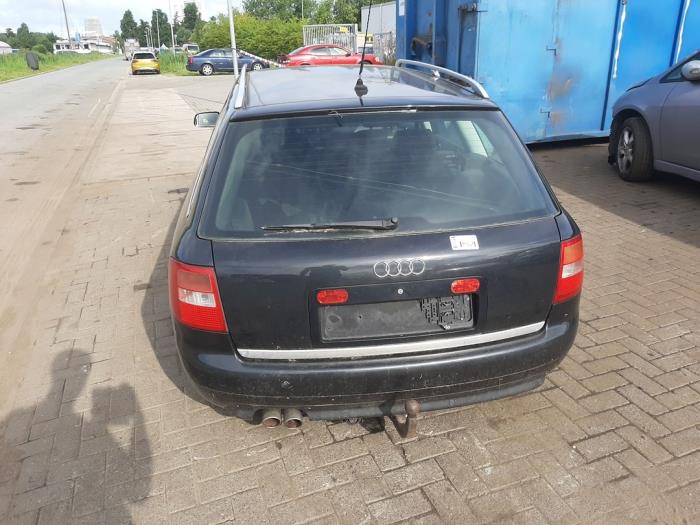 Audi A6 Avant 2.4 V6 30V Sloopvoertuig (2004, Zwart)