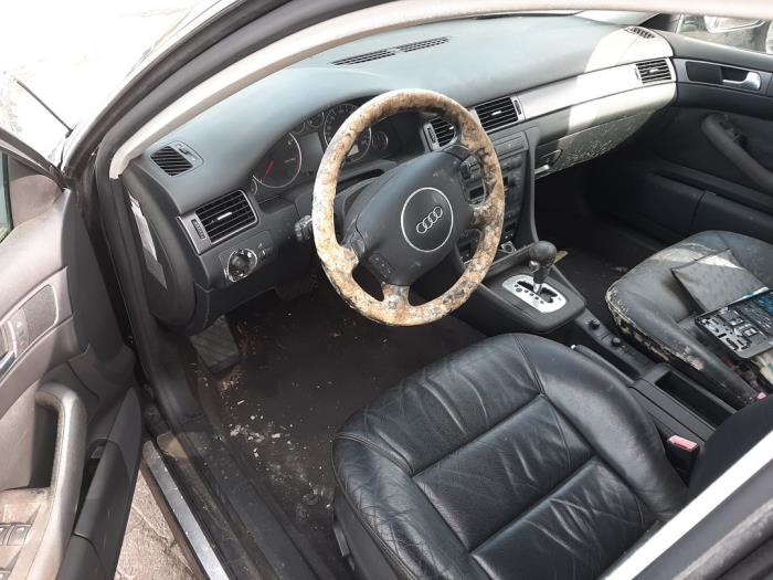 Audi A6 Avant 2.4 V6 30V Sloopvoertuig (2004, Zwart)