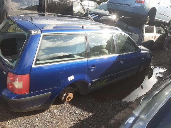 Volkswagen Passat Variant 2.0 20V Sloopvoertuig (2002, Blauw)