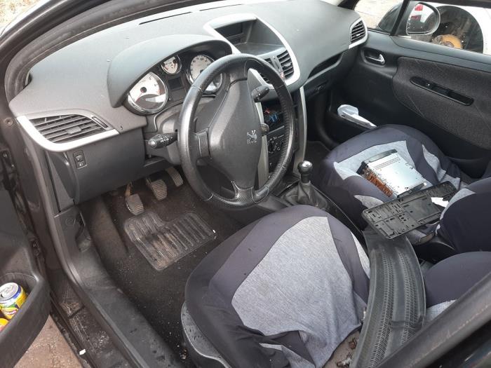 Peugeot 207/207+ 1.6 16V VTi Sloopvoertuig (2007, Zwart)