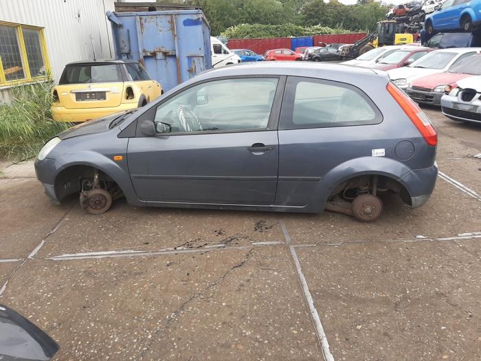 Ford Fiesta 5 1.25 16V Sloopvoertuig (2003, Grijs)