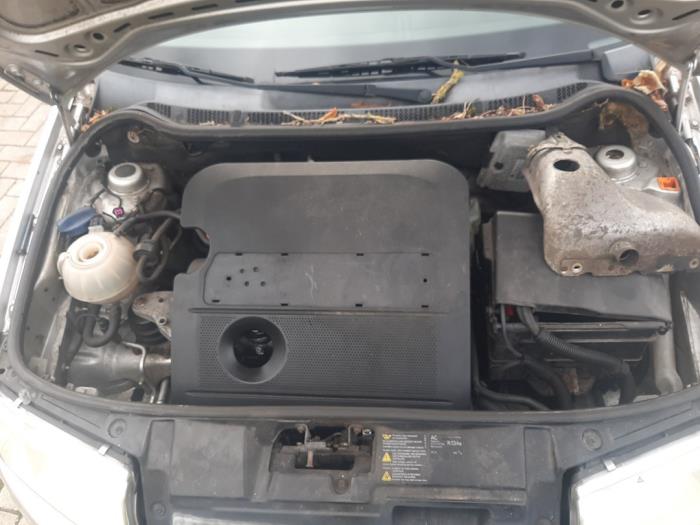 Skoda Fabia 1.4i 16V Sloopvoertuig (2004, Grijs)