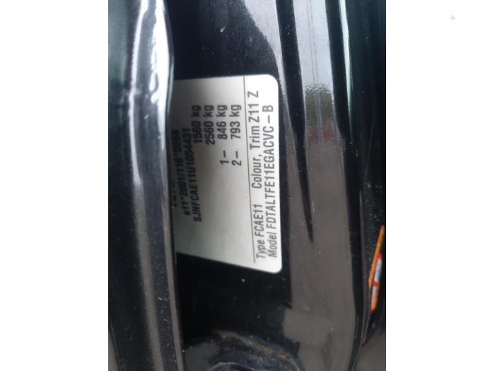 Nissan Note 1.6 16V Sloopvoertuig (2006, Zwart)