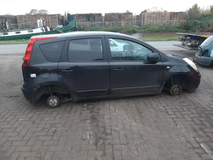 Nissan Note 1.6 16V Sloopvoertuig (2006, Zwart)