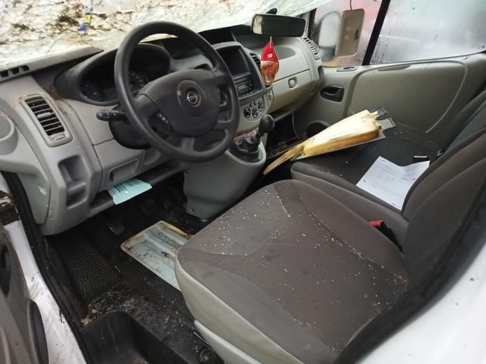 Opel Vivaro 2.0 CDTI 16V Sloopvoertuig (2012, Wit)