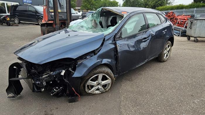 Volvo V40 2.0 D2 16V Sloopvoertuig (2017, Blauw)