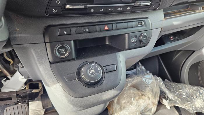 Opel Vivaro 2.0 CDTI 122 Sloopvoertuig (2021, Wit)