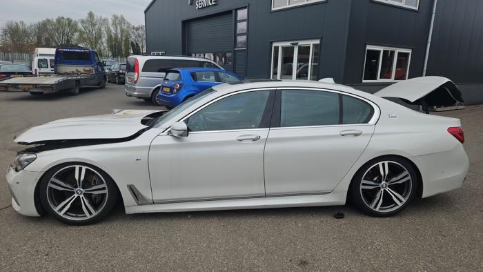 BMW 7 serie 740i,Li 24V Sloopvoertuig (2015, Metallic, Wit)