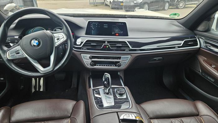 BMW 7 serie 740i,Li 24V Sloopvoertuig (2015, Metallic, Wit)