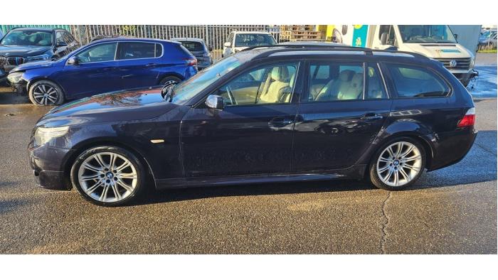 BMW 5 serie Touring 525i 24V Sloopvoertuig (2008, Zwart)