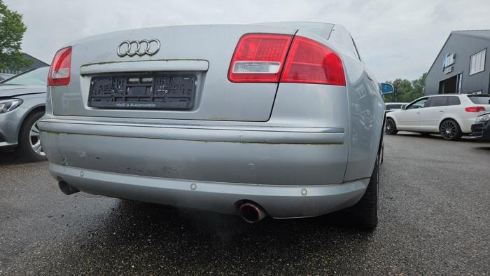 Audi A8 4.2 V8 40V Quattro Sloopvoertuig (2003, Metallic, Zilver)