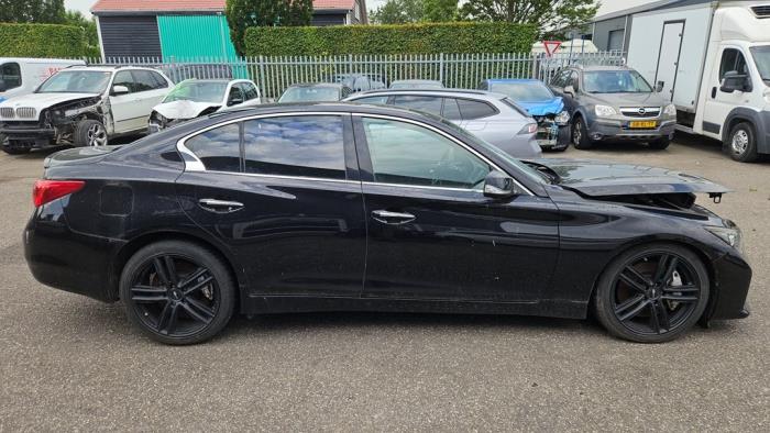 Infiniti Q50 3.5 V6 24V 50 Hybrid AWD Sloopvoertuig (2014, Zwart)