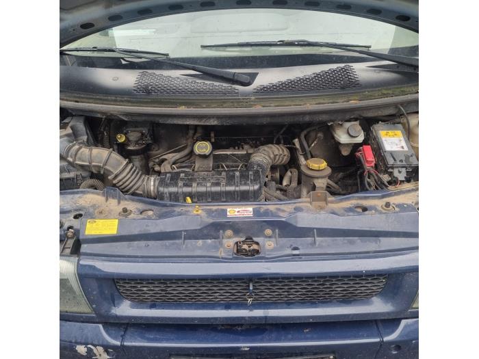 Ford Transit 2.0 TDdi 16V 260S Sloopvoertuig (2004, Graniet)