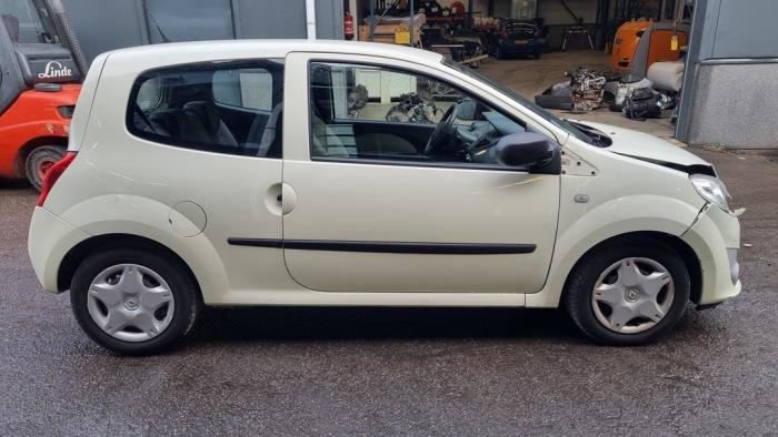 Renault Twingo II 1.2 16V Sloopvoertuig (2011)