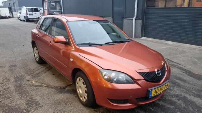 Mazda 3 Sport 1.6i 16V Sloopvoertuig (2005, Oranje)